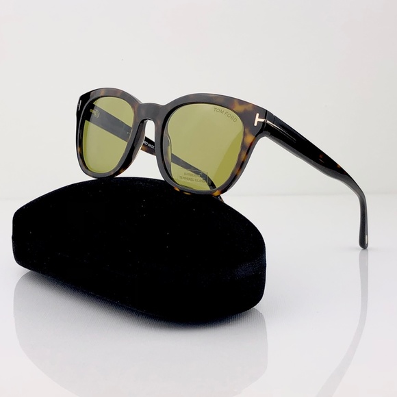 New TOM FORD Eugenio Sunglasses FT0676 52N - Picture 3 of 16